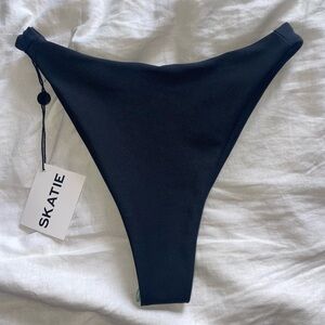 Skatie Swimsuit Bottoms